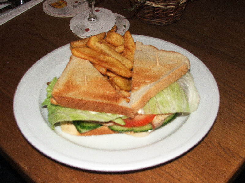 Sandwich dalam bahasa melayu