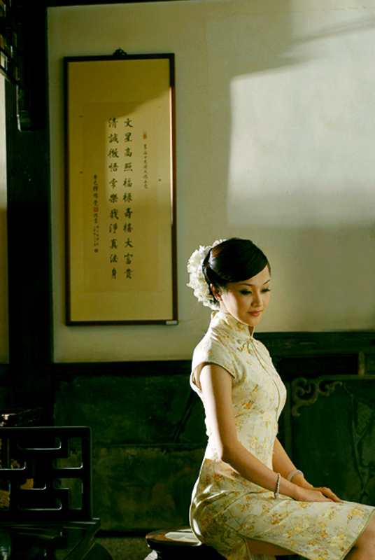 CHEONGSAM - Definition and synonyms of ...