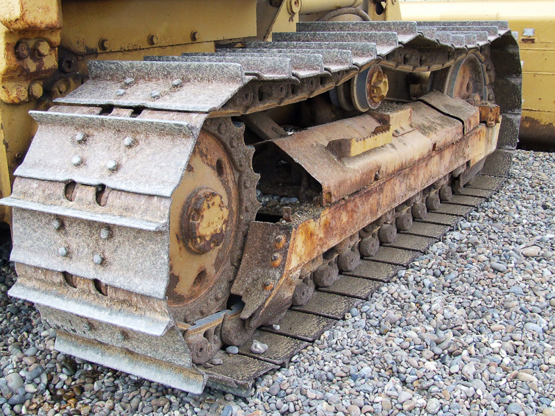 Definition and synonyms of Caterpillar track in the English dictionary