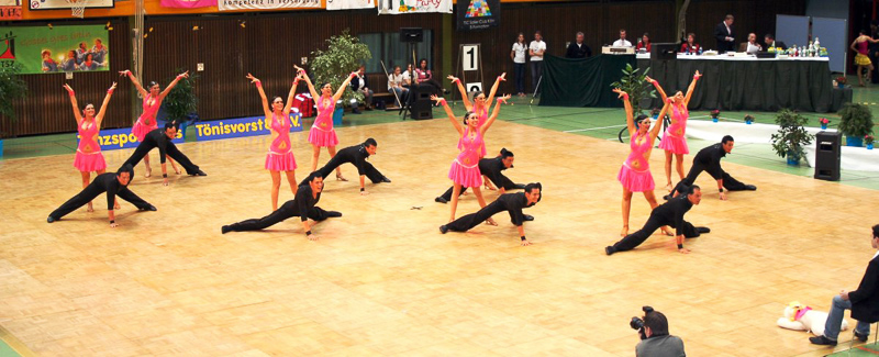 formation dancing