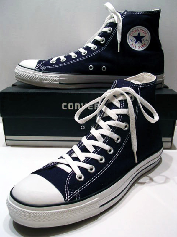 examples of canvas shoes