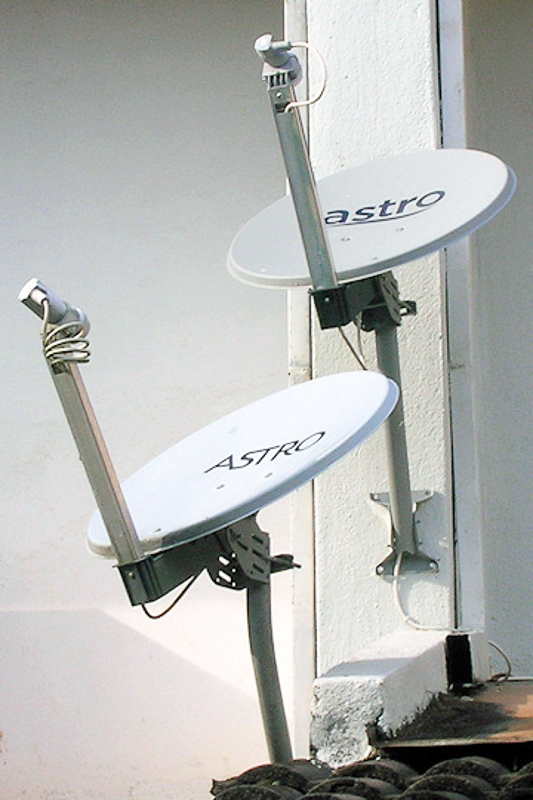 satellite broadcasting