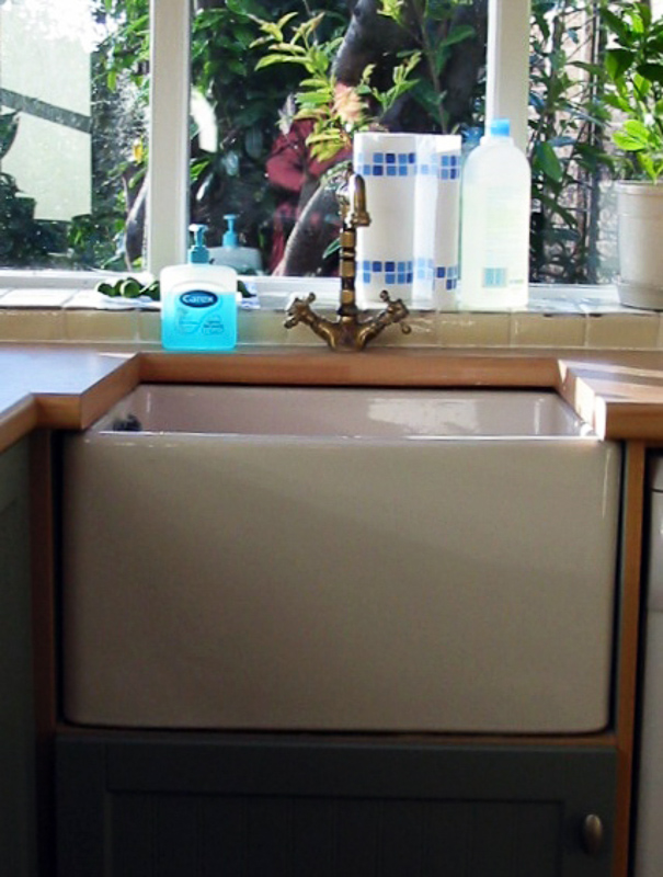 wash-hand basin