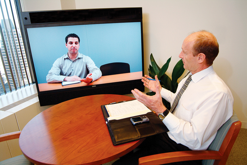 Definition and synonyms of telepresence in the English dictionary