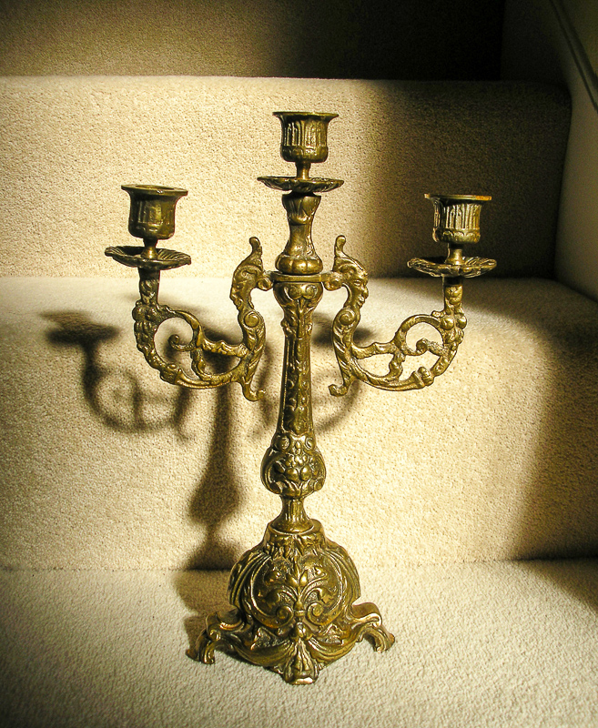 Candelabro In The Spanish Dictionary, Chandelier Meaning In Spanish