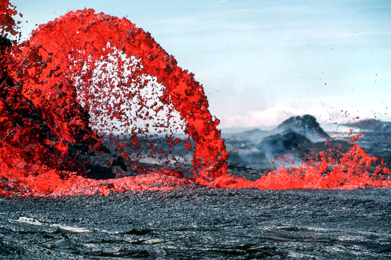Lava 在马来语词典里lava 的定义和近义词