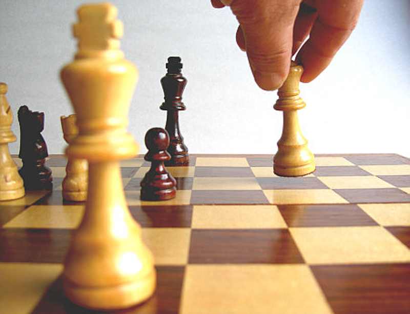 xadrez  Tradução de xadrez no Dicionário Infopédia de Português - Inglês