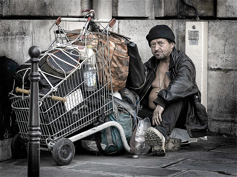 бездомность